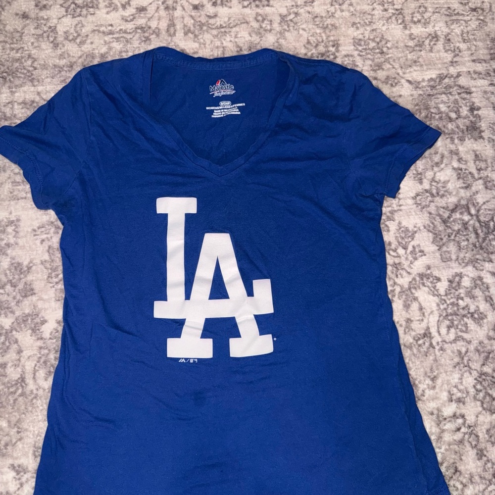 Majestic Royal Blue V-Neck Tee with White Logo women’s small dodgers Los Angeles